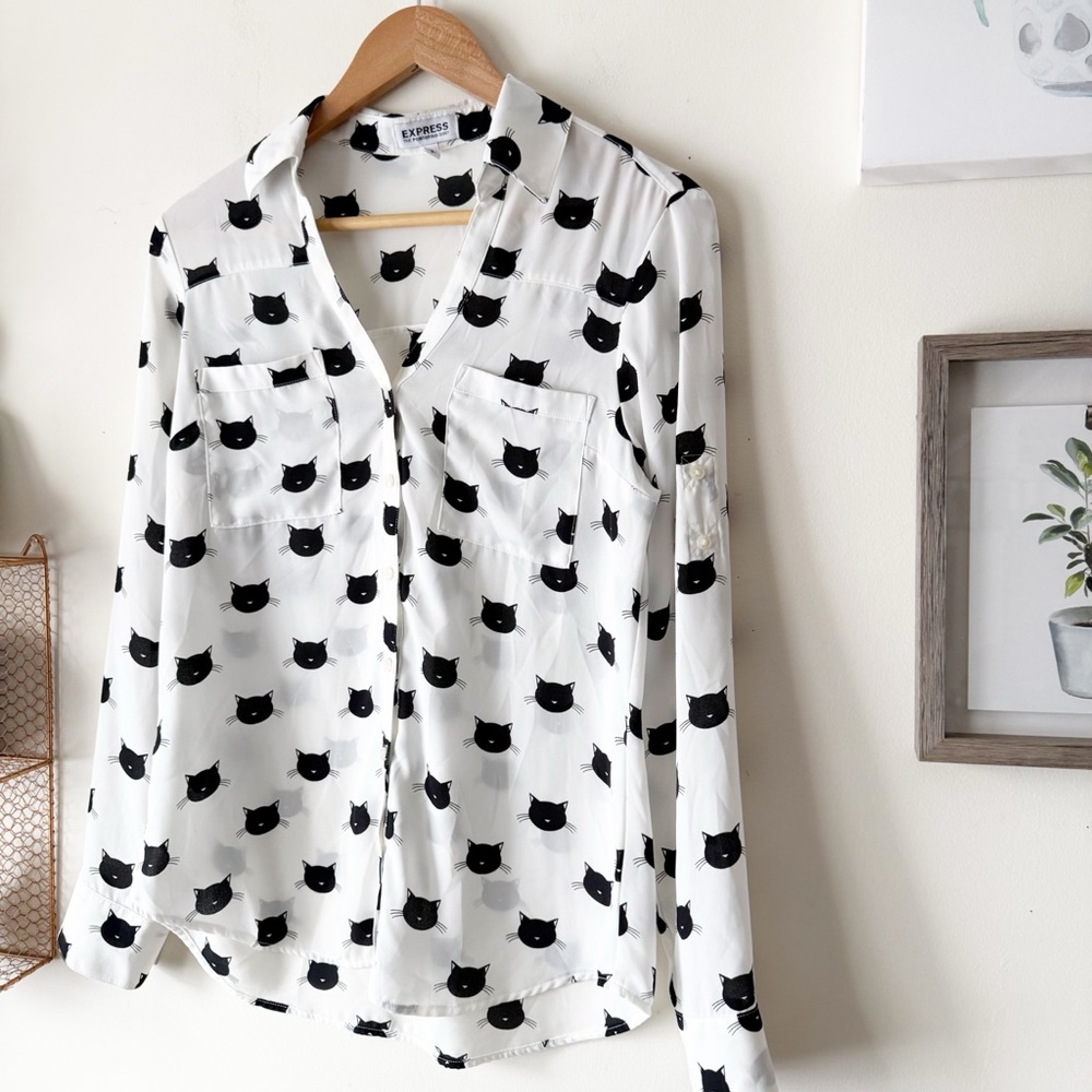 Express Portofino Button Down Blouse Ivory Black Cat Rare Print Size Small - Picture 4 of 14